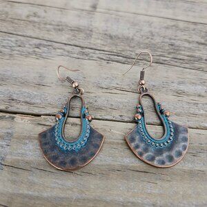 Boho Chic Hammered Antiqued Copper Dangle Earrings